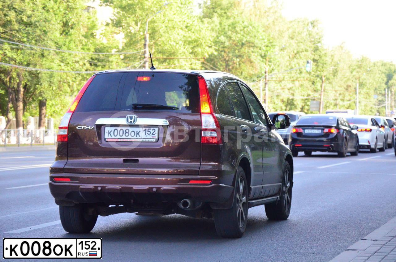 Фото автомобиля HONDA CR-V, 2012 — госномер К008ОК152. Цвет: КОРИЧНЕВЫЙ