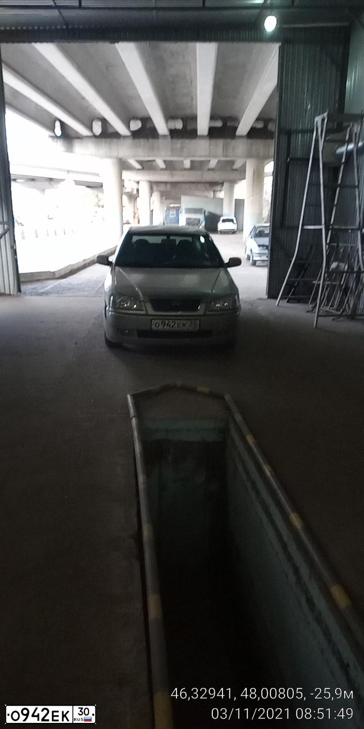 Фото автомобиля CHERY AMULET /FLAGCLOUD/, 2007 — госномер О942ЕК30. Цвет: СЕРЫЙ