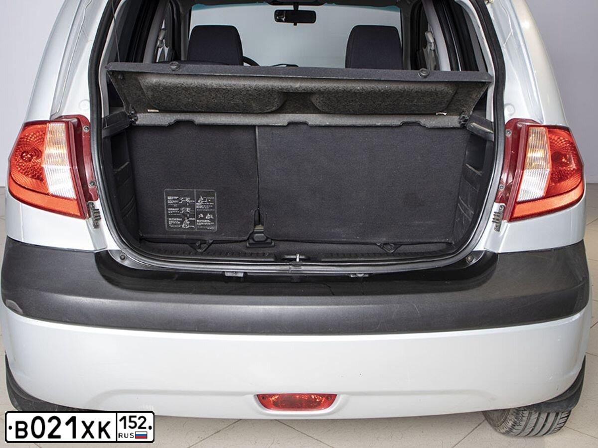 Фото автомобиля HYUNDAI GETZ, 2010 — госномер У112ХР716. Цвет: СВЕТЛО-СЕРЫЙ