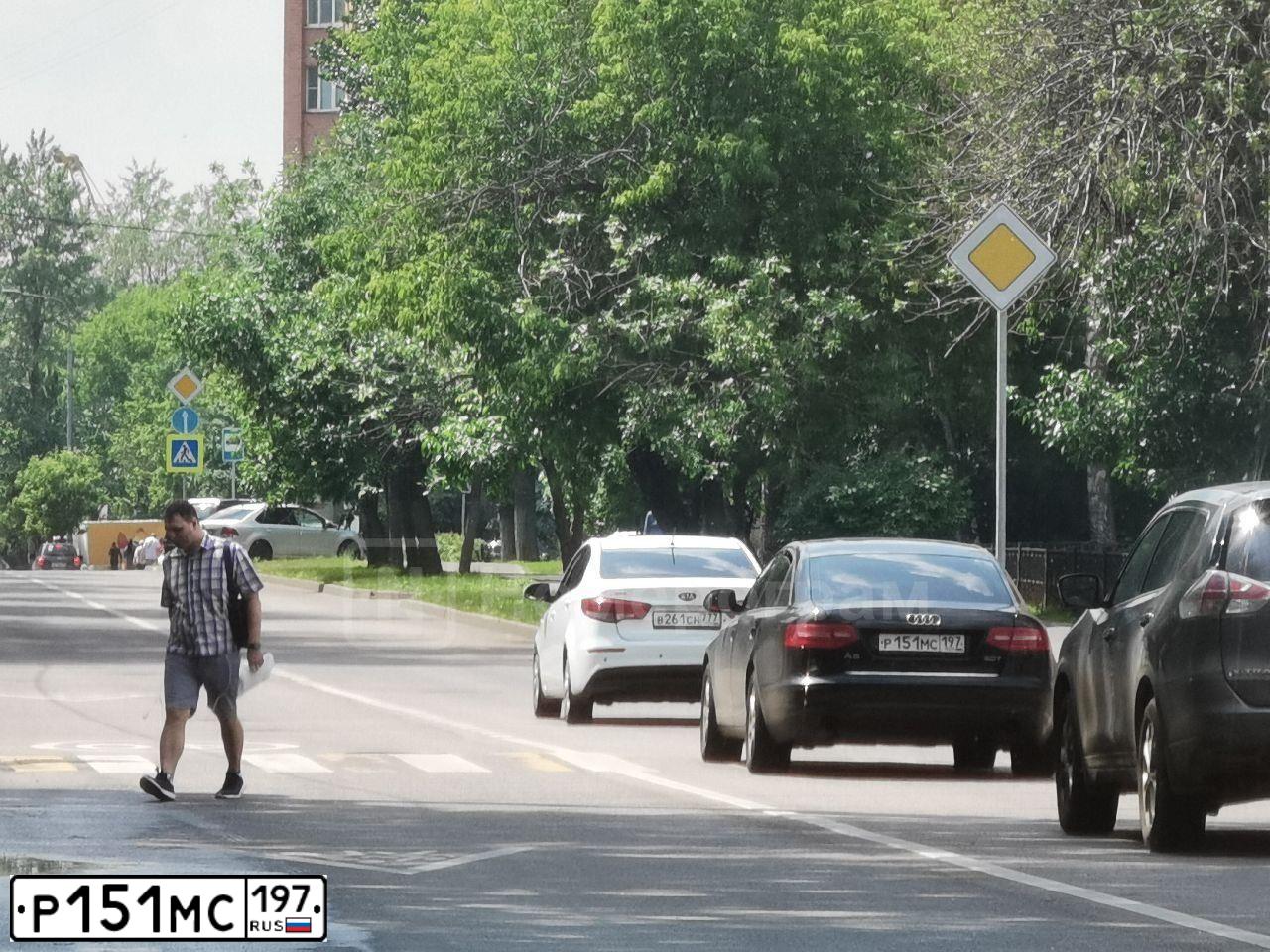 Фото автомобиля AUDI A6, 2011 — госномер Х299ОМ62. Цвет: ЧЕРНЫЙ