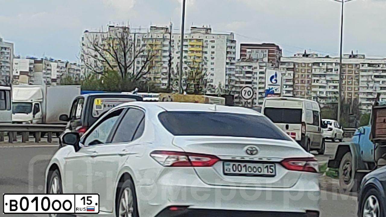 Фото автомобиля LADA 2190 GRANTA, 2020 — госномер Н207КН15. Цвет: Белый
