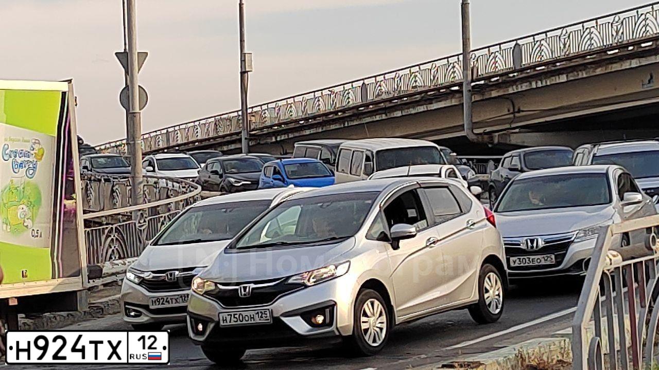 Фото автомобиля LADA 2107, 2010 — госномер Н924ТХ12. Цвет: СРЕД.СЕРО-ЗЕЛЕН.МЕТ.