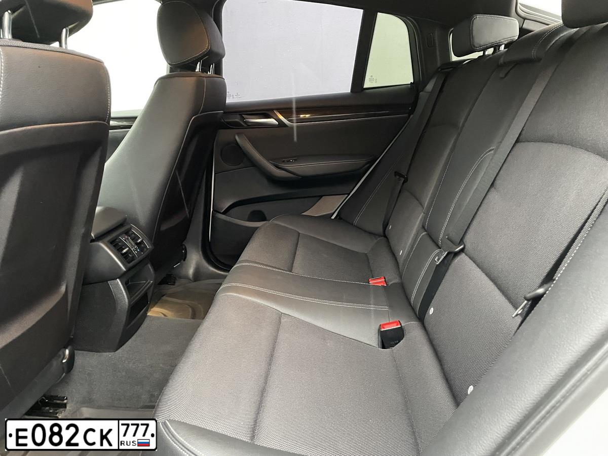 Фото автомобиля BMW X4, 2016 — госномер С945РА40. Цвет: Белый