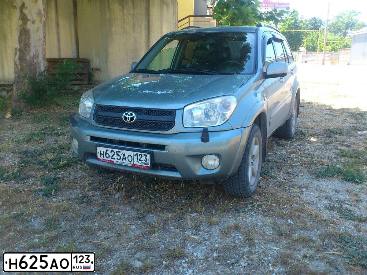 Фото автомобиля TOYOTA RAV4, 2004 — госномер Е177ТВ161. Цвет: СВЕТЛО-ЗЕЛЕНЫЙ