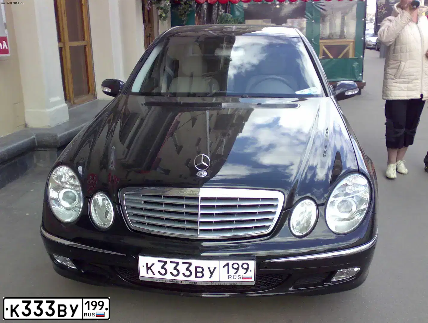 Фото автомобиля MERCEDES E-KLASSE, 2003 — госномер К009АХ197. Цвет: ЧЕРНЫЙ