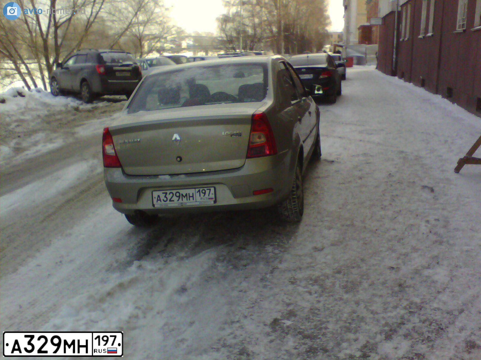 Фото автомобиля BMW X3, 2012 — госномер А329ММ197. Цвет: Белый