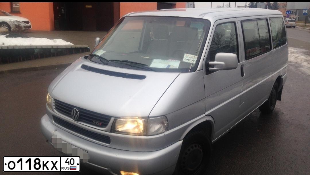 Фото автомобиля VOLKSWAGEN TRANSPORTER, 2002 — госномер Т882УТ52. Цвет: СЕРЕБРИСТЫЙ