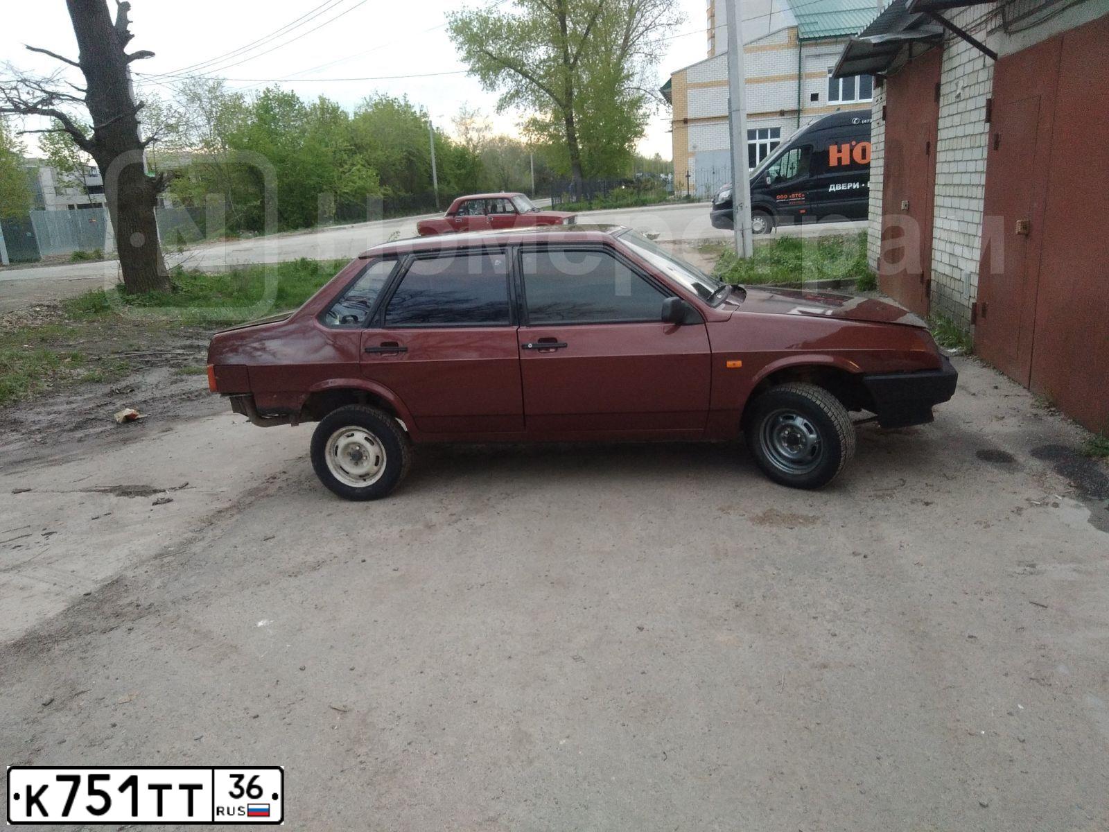 Фото автомобиля LADA 2109 SAMARA, 1999 — госномер К751ТТ36. Цвет: КРАСНО-КОРИЧНЕВЫЙ