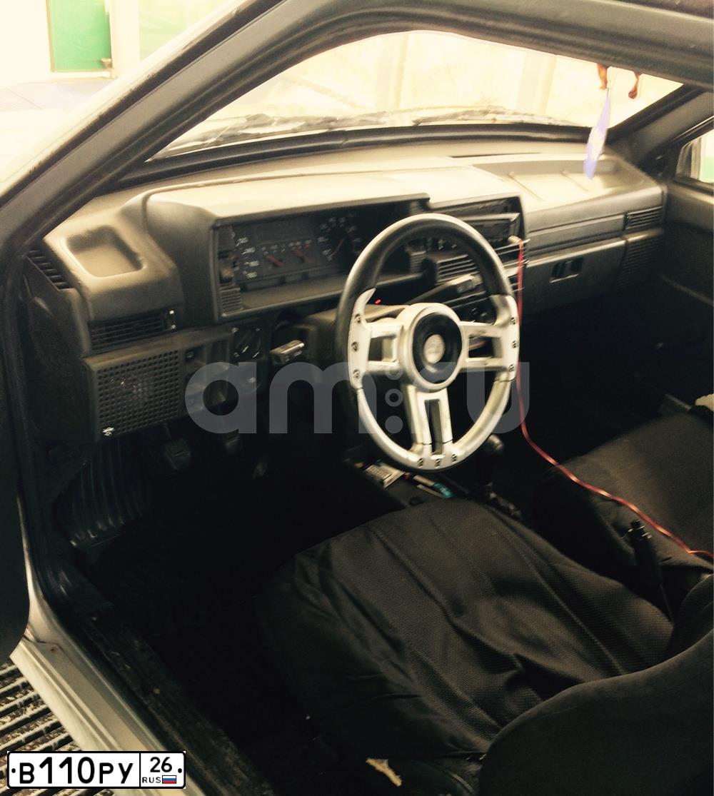 Фото автомобиля LADA 2108 SAMARA, 2003 — госномер В110РУ26. Цвет: СВЕТЛО-СЕРЕБРИСТЫЙ МЕТАЛЛ