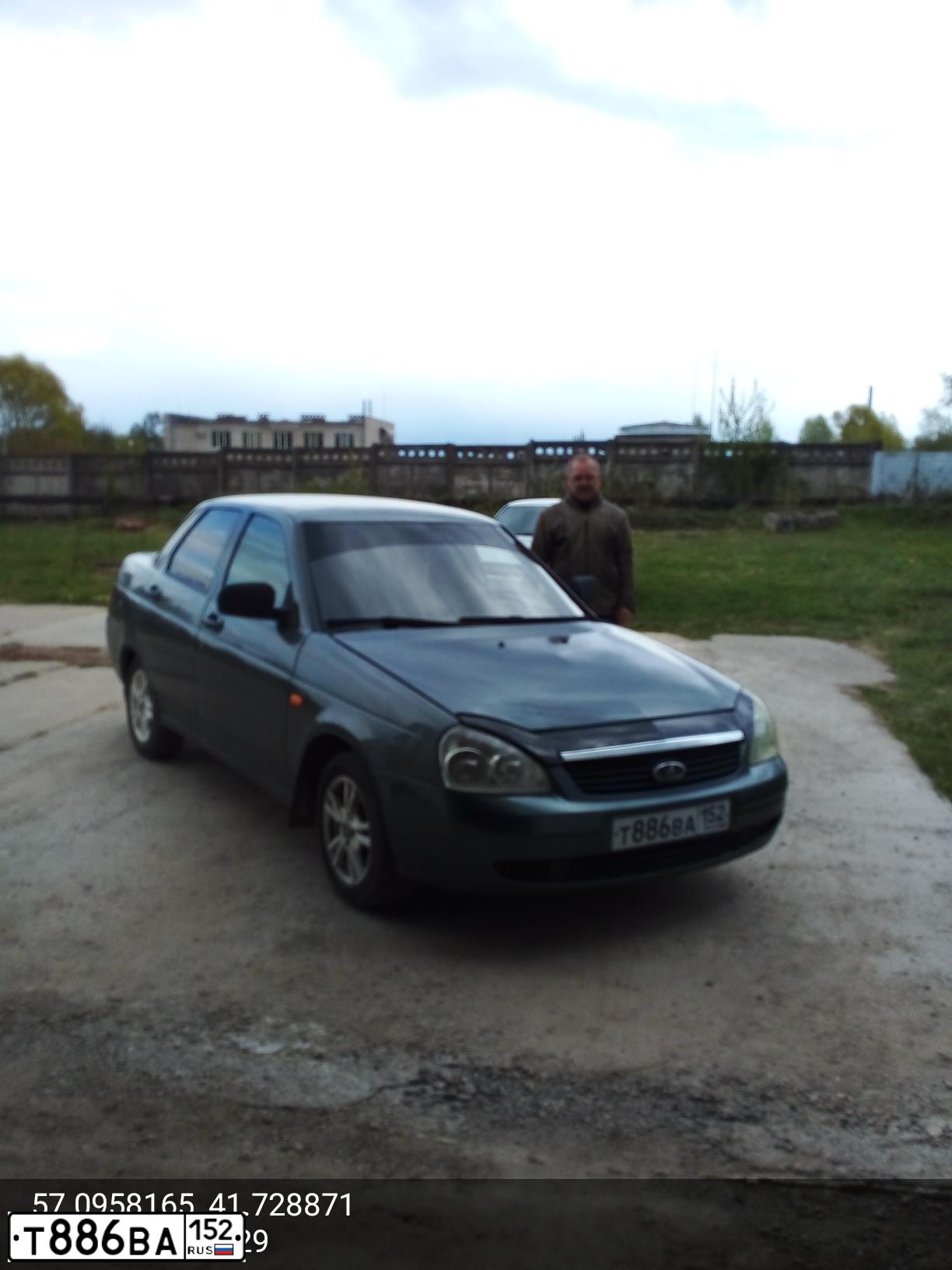 Фото автомобиля LADA 2170 PRIORA, 2010 — госномер Х200МС37. Цвет: СЕРО-СИНЕ-ЗЕЛЕНЫЙ