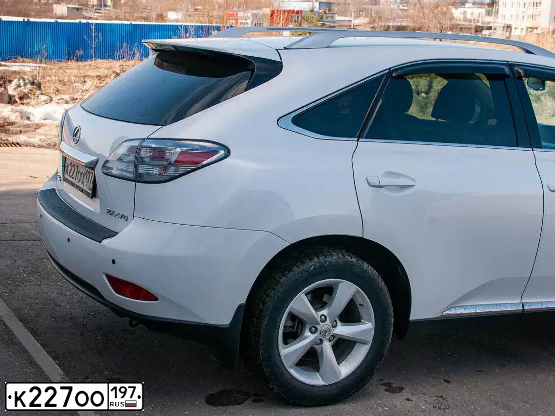 Фото автомобиля LEXUS S RX, 2011 — госномер К227ОО197. Цвет: БЕЛЫЙ