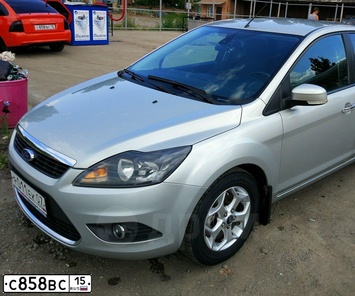 Фото автомобиля LADA 2172 PRIORA, 2008 — госномер С858ВС15. Цвет: ОРАНЖЕВЫЙ