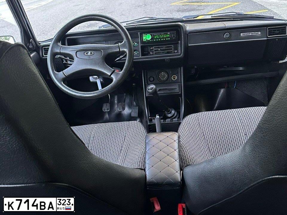 Фото автомобиля LADA 2105, 2005 — госномер К714ВА323. Цвет: Белый