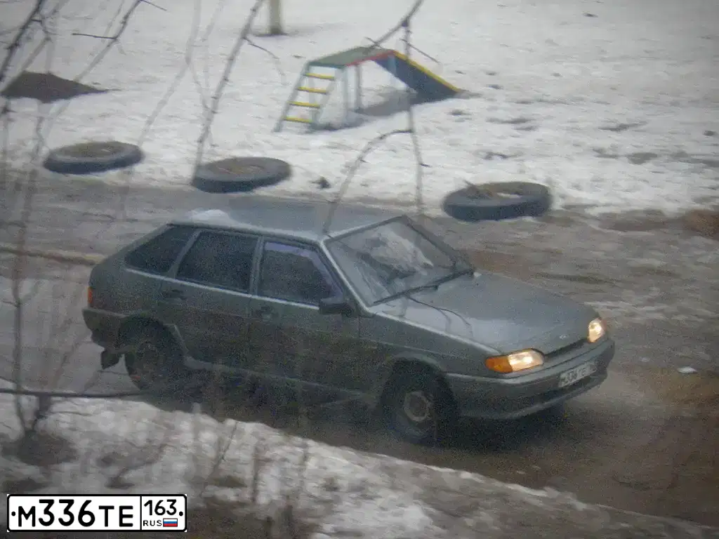 Фото автомобиля LADA 2114 SAMARA, 2009 — госномер М336ТЕ163. Цвет: средний серо-зеленый металлик