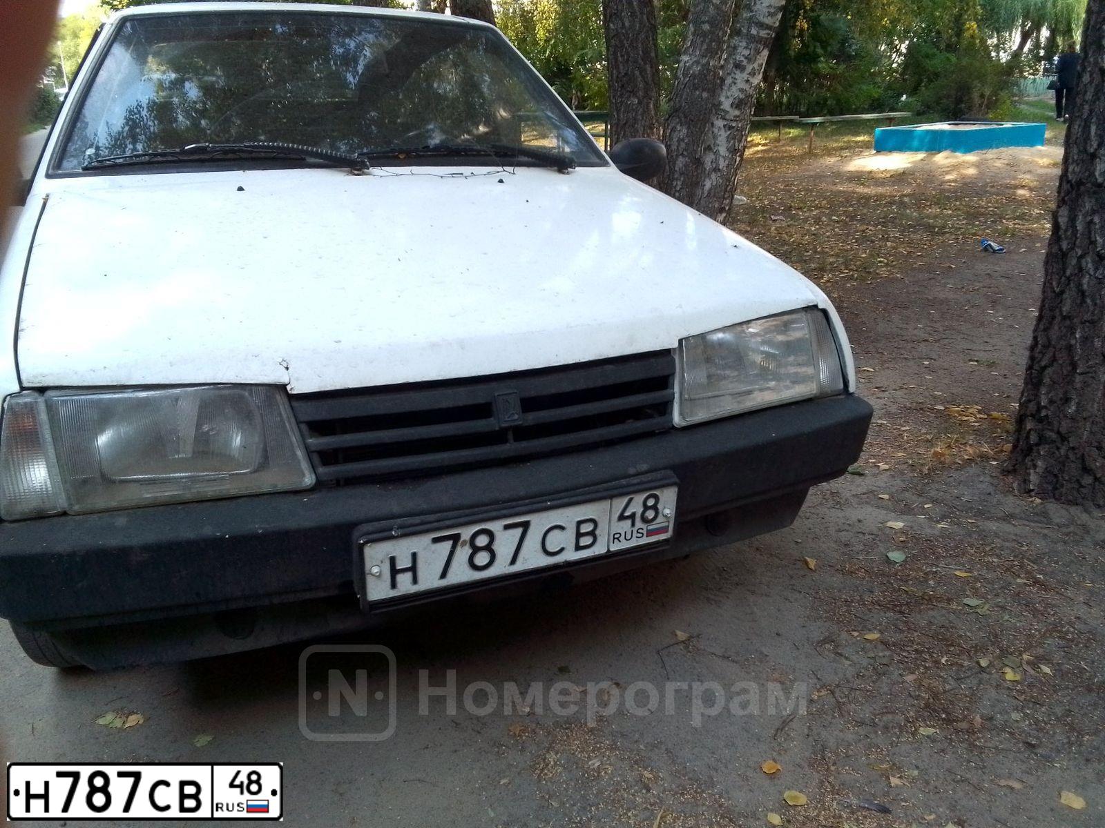 Фото автомобиля LADA 2115 SAMARA, 2001 — госномер Н787СВ48. Цвет: ЯРКО-БЕЛЫЙ