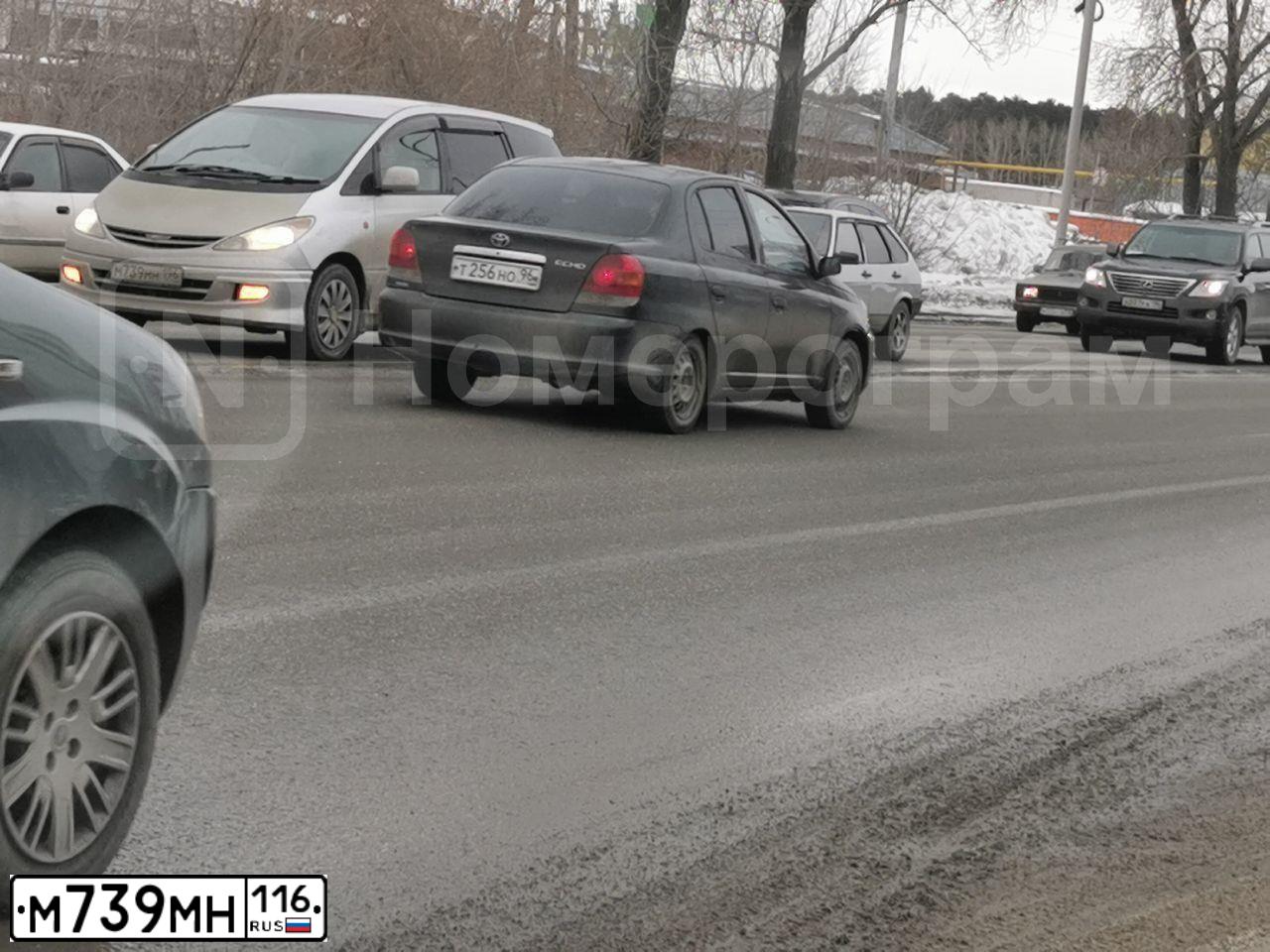 Фото автомобиля KIA CEE'D, 2009 — госномер О239АУ716. Цвет: БЕЖЕВЫЙ