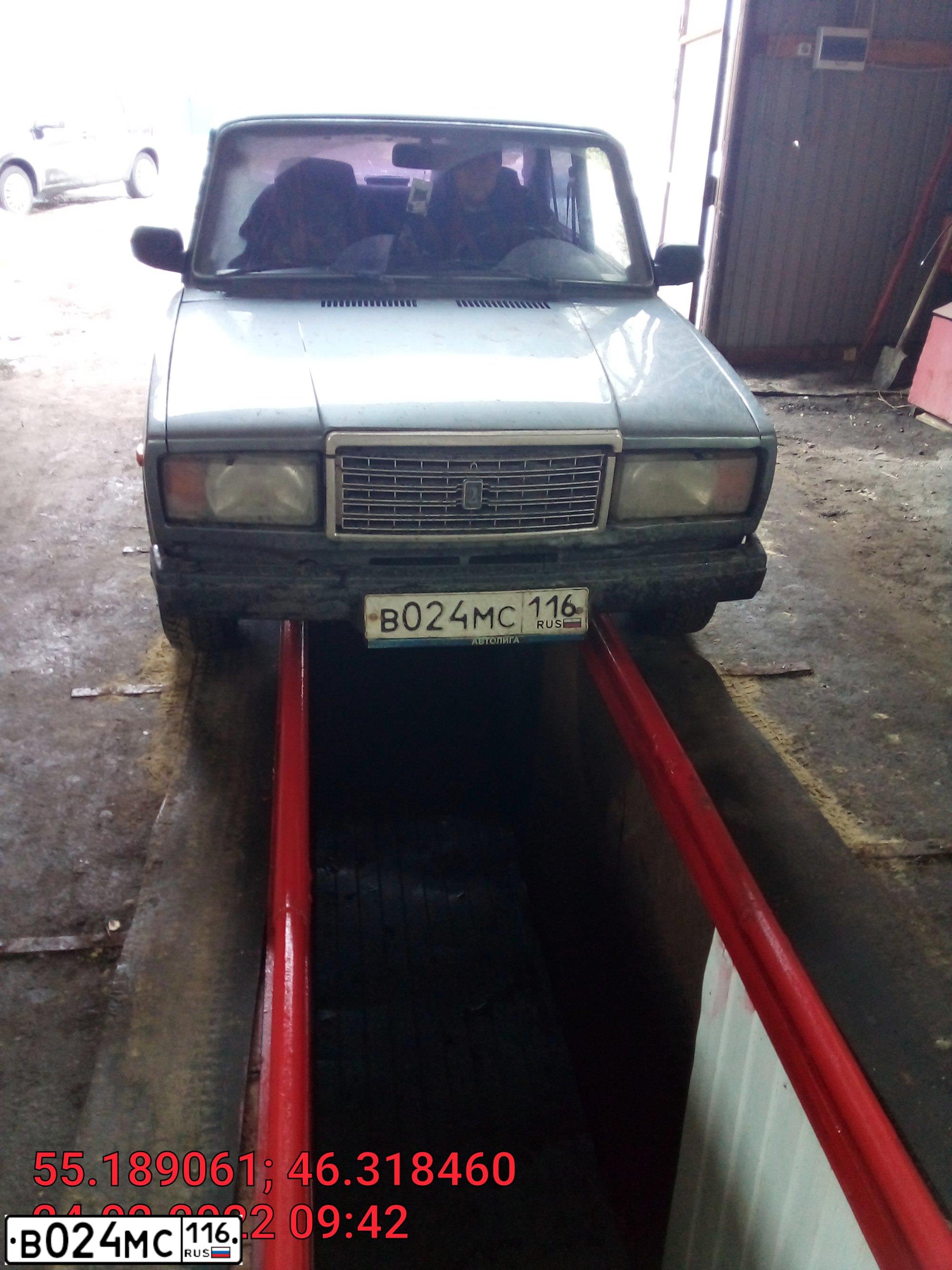 Фото автомобиля LADA 2107, 2010 — госномер В798ВУ550. Цвет: СРЕДНИЙ СЕРО-ЗЕЛЕН МЕТ.