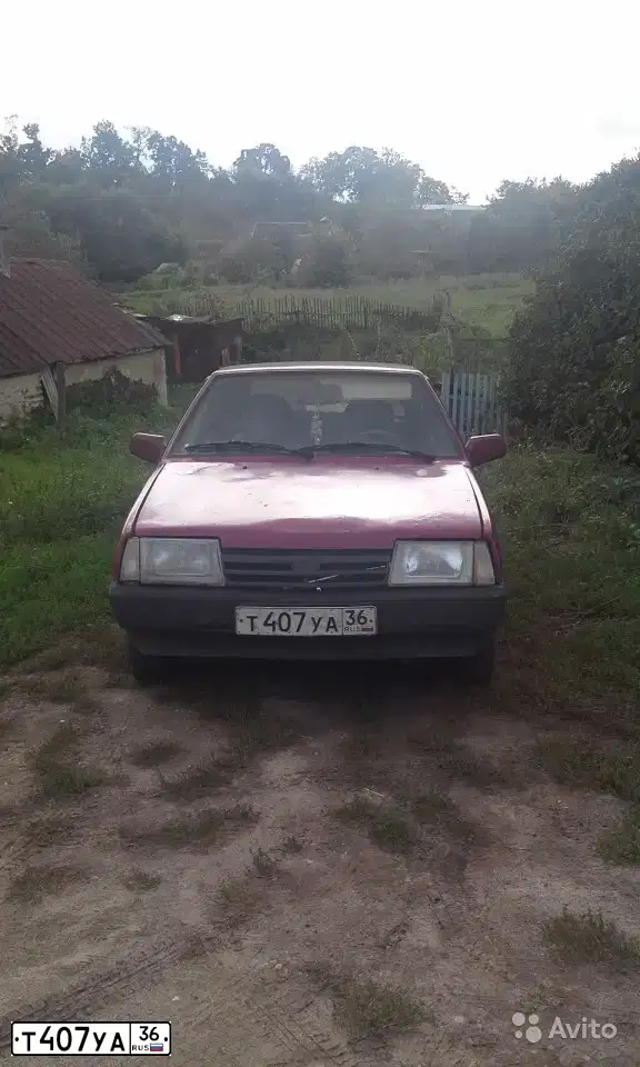 Фото автомобиля LADA 2109 SAMARA, 1994 — госномер Т407УА36. Цвет: ВИШНЕВЫЙ