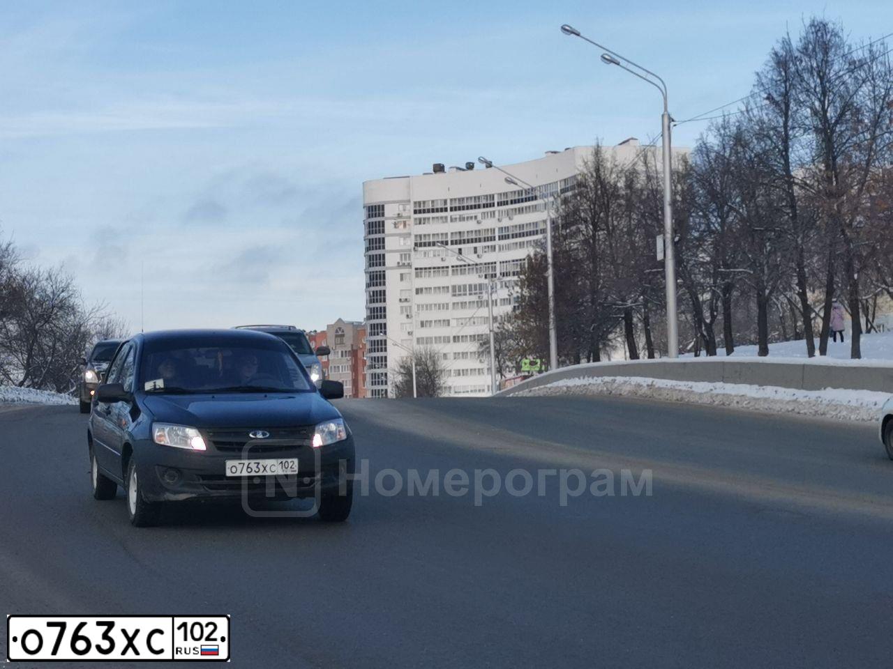 Фото автомобиля LADA 2190 GRANTA, 2013 — госномер О763ХС102. Цвет: синий