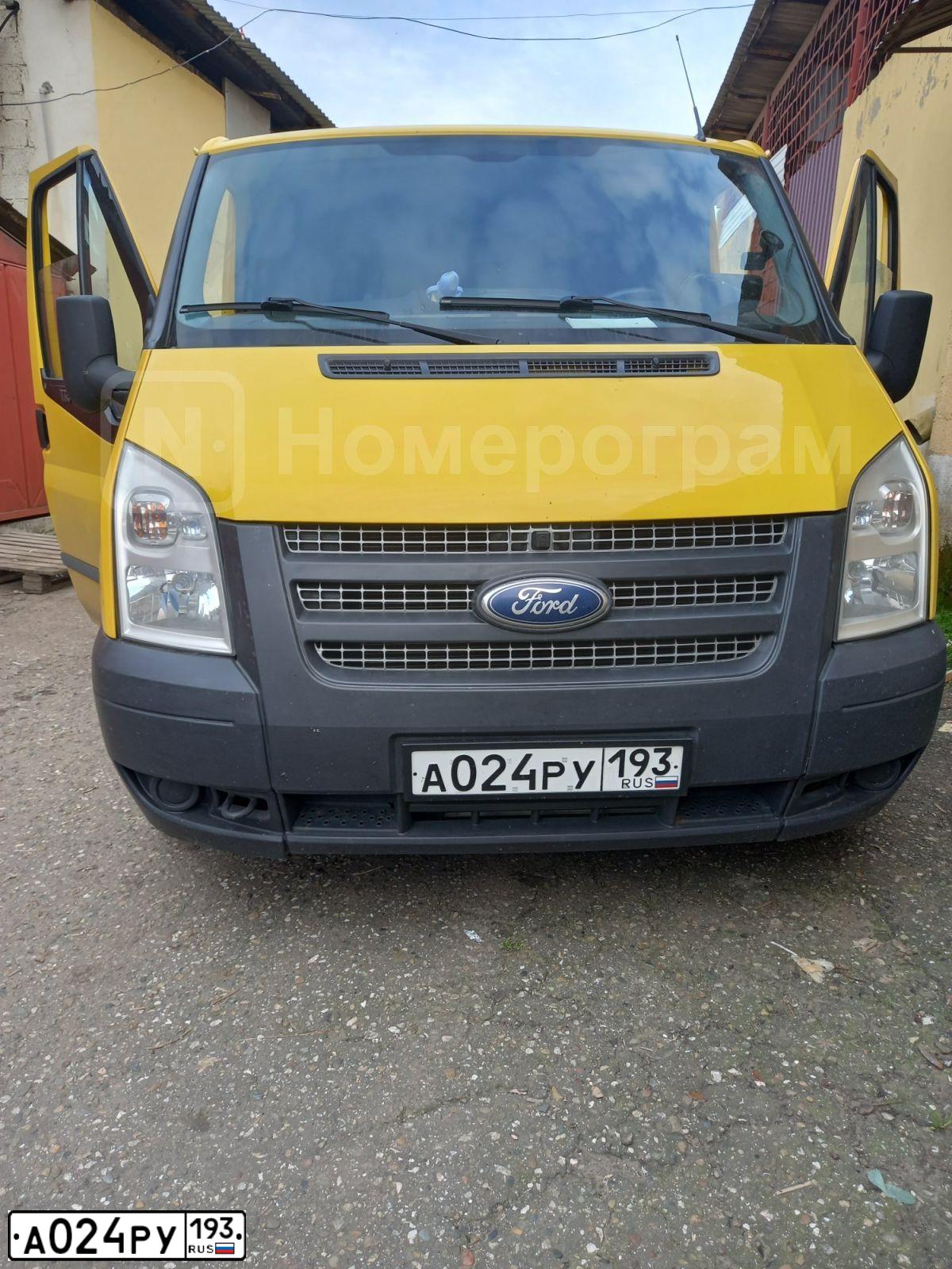 Фото автомобиля FORD TRANSIT, 2013 — госномер А024РУ193. Цвет: ЖЕЛТЫЙ