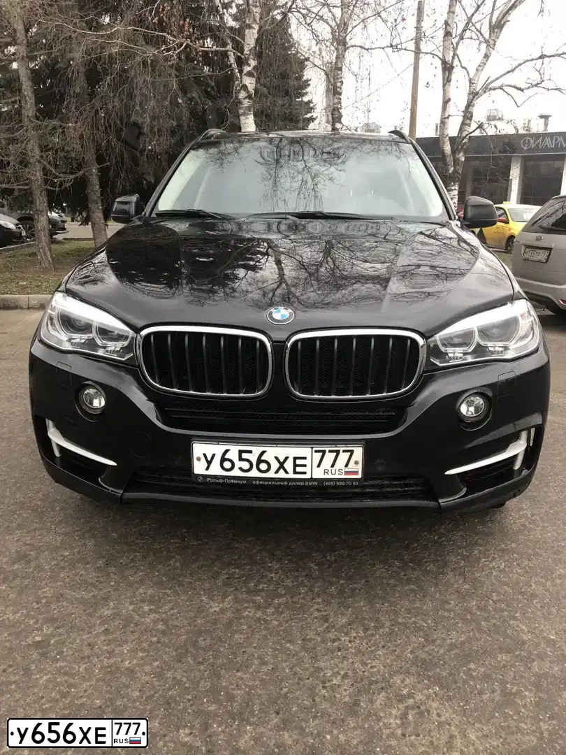 Фото автомобиля BMW X5, 2017 — госномер Н046ВУ180. Цвет: ЧЕРНЫЙ