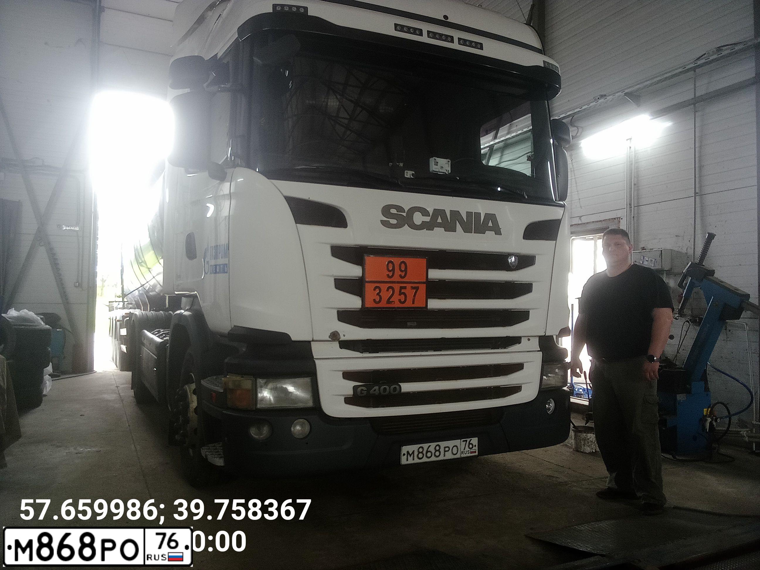 Фото автомобиля SCANIA SERIE G /4X2/, 2014 — госномер Т382ТО178. Цвет: БЕЛЫЙ