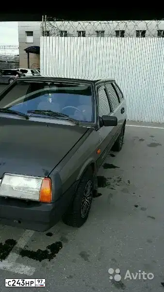 Фото автомобиля LADA 2109 SAMARA, 2002 — госномер У001УР99. Цвет: СЕРЕБРИСТЫЙ СЕРО-ЗЕЛЕНЫЙ