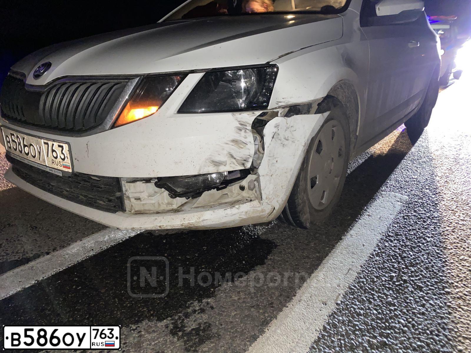 Фото автомобиля SKODA OCTAVIA, 2019 — госномер Р993НР716. Цвет: Белый
