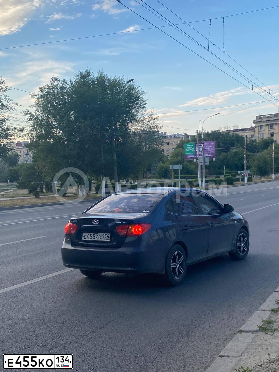Фото автомобиля HYUNDAI ELANTRA, 2008 — госномер Е455КО134