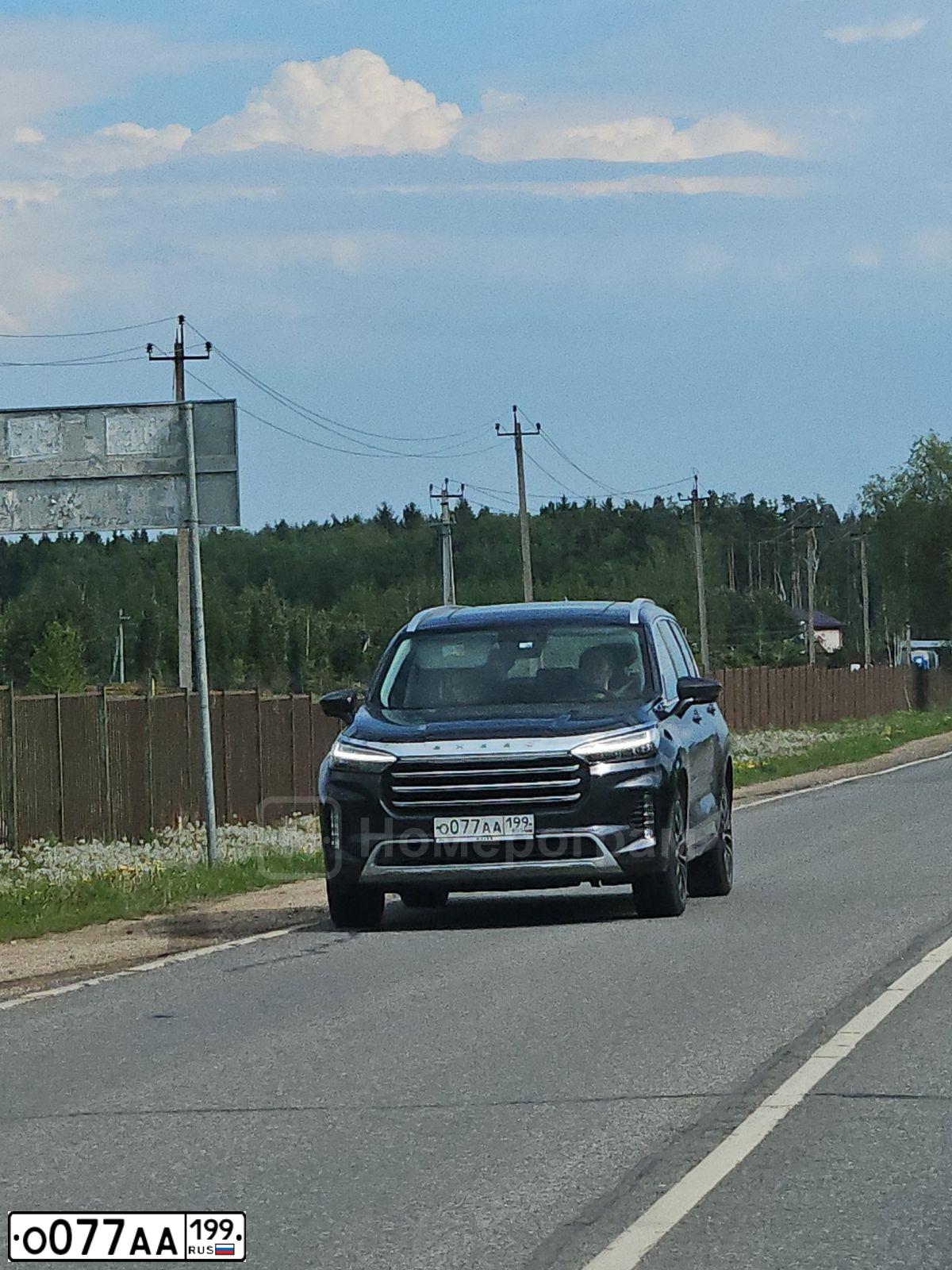 Фото автомобиля AUDI Q7, 2007 — госномер О077АА199. Цвет: СИНИЙ