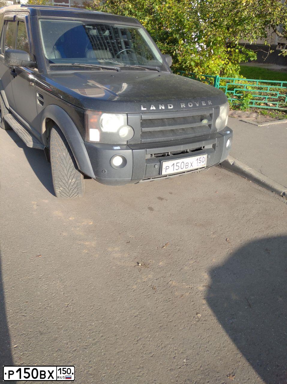 Фото автомобиля LAND ROVER DISCOVERY, 2004 — госномер А313ХЕ790