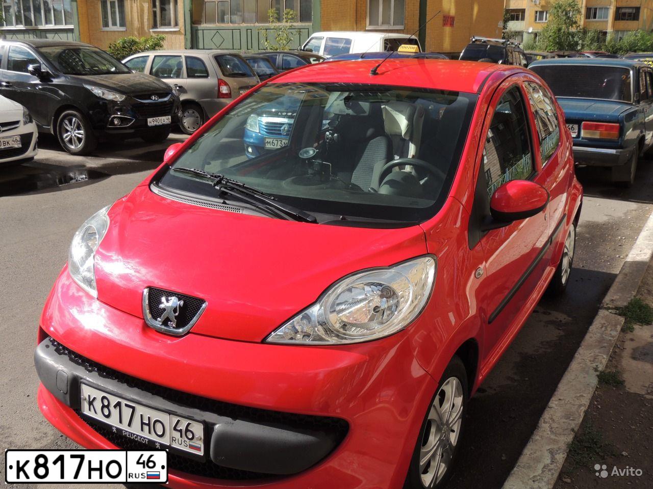 Фото автомобиля PEUGEOT 107, 2008 — госномер А020АМ180. Цвет: Красный