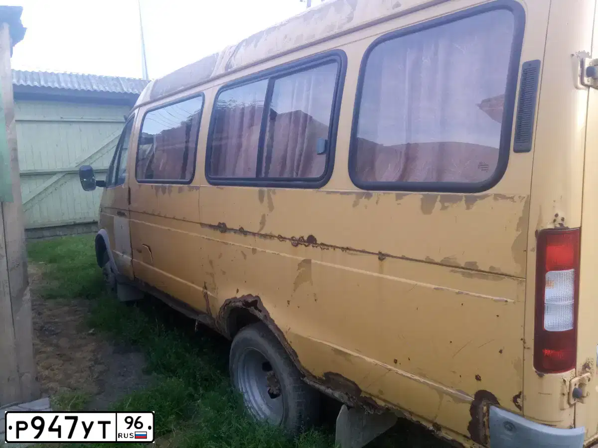 Фото автомобиля GAZ 3221 EL, 2004 — госномер Р947УТ96. Цвет: ЖЕЛТЫЙ