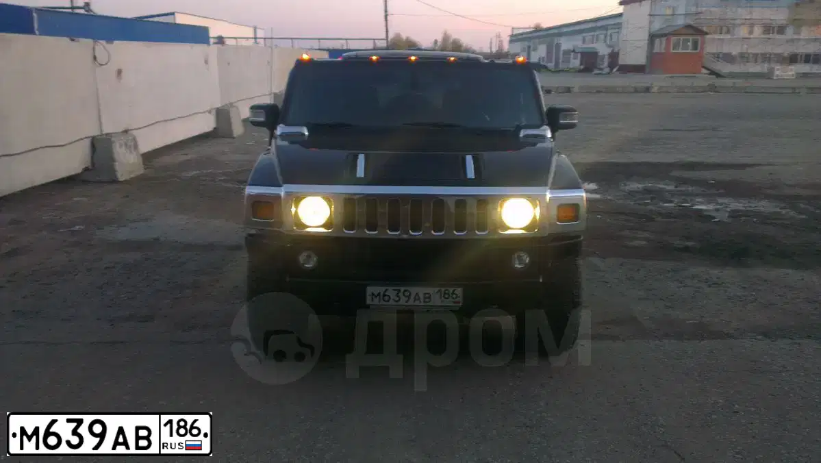 Фото автомобиля HUMMER H2, 2006 — госномер О837РХ198. Цвет: ЧЕРНЫЙ
