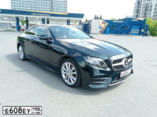 Фото автомобиля MERCEDES-BENZ E200, 2017 — госномер О463ОР797. Цвет: Темно-зеленый