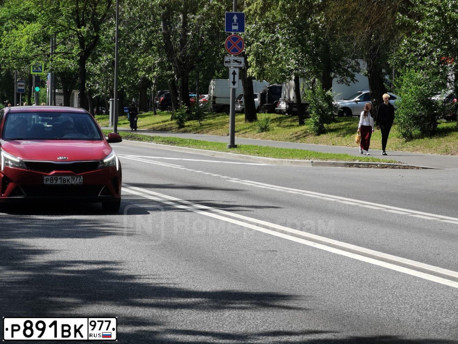 Фото автомобиля KIA RIO, 2020 — госномер С501РР40. Цвет: Красный