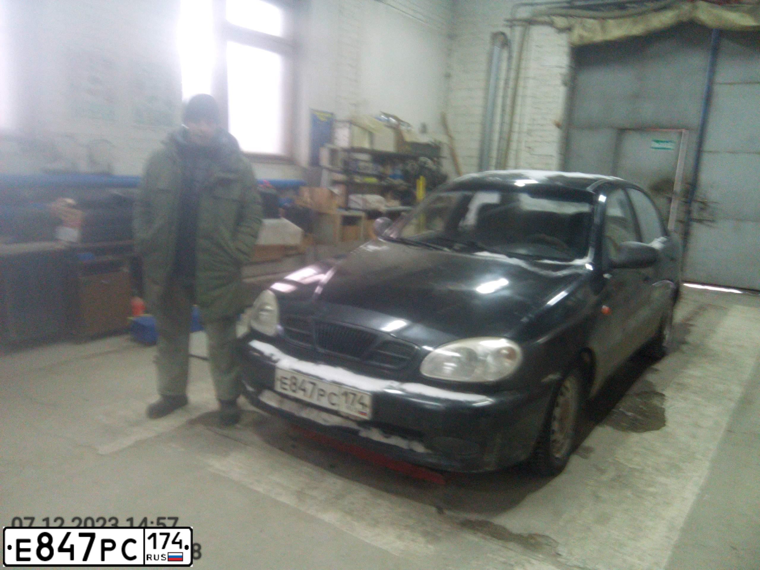 Фото автомобиля ZAZ LANOS, 2009 — госномер Е847РС174. Цвет: ЧЕРНЫЙ