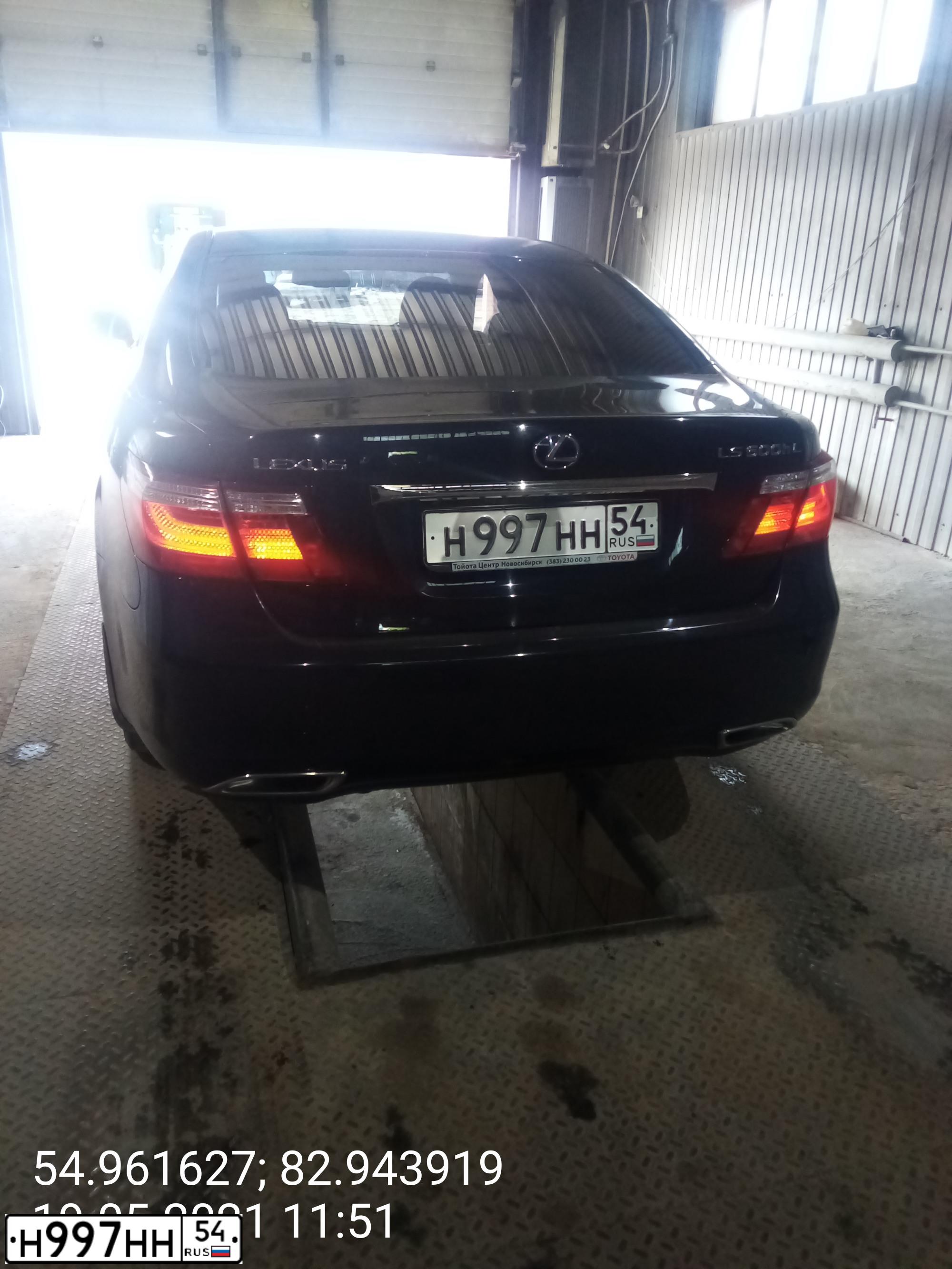Фото автомобиля LEXUS LS, 2008 — госномер Н997НН54. Цвет: ЧЕРНЫЙ