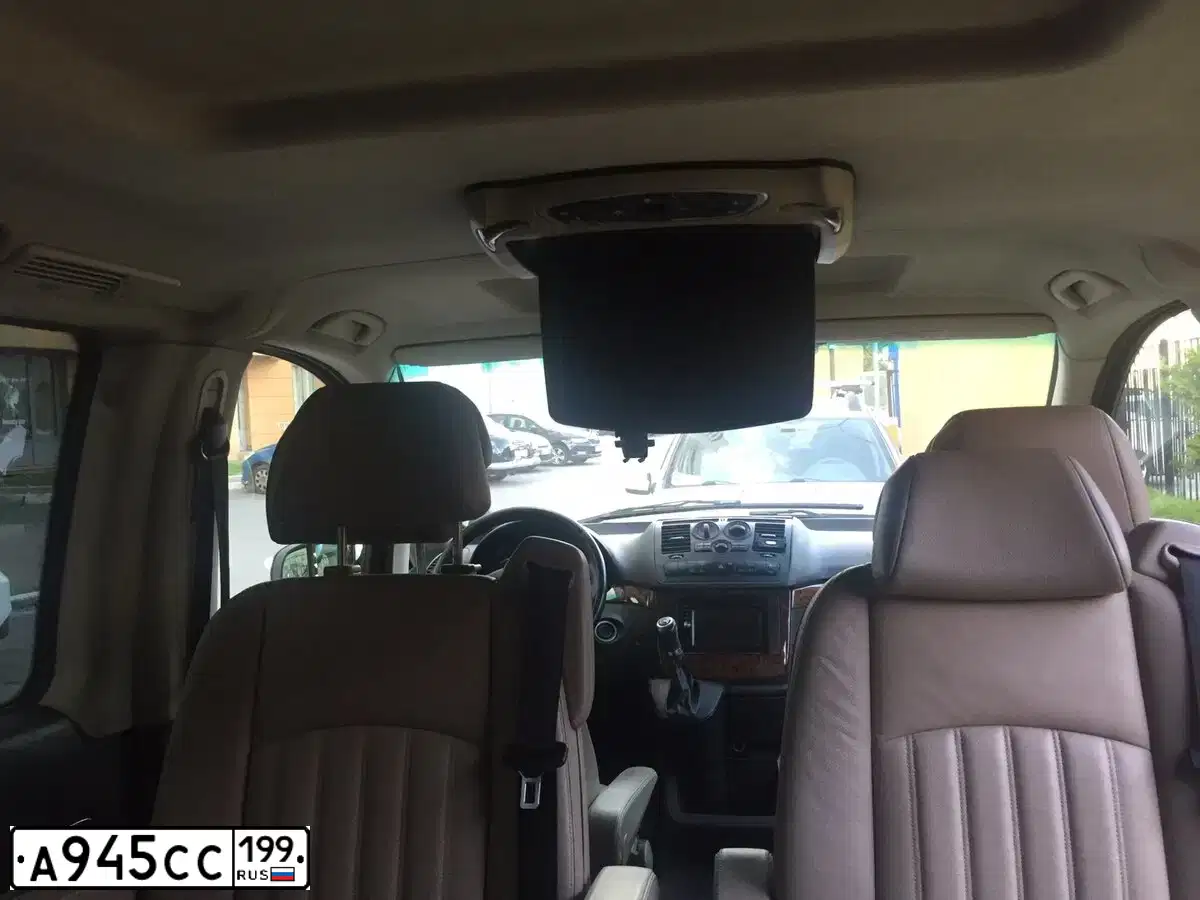 Фото автомобиля MERCEDES VIANO, 2011 — госномер А945СС199. Цвет: ЧЕРНЫЙ