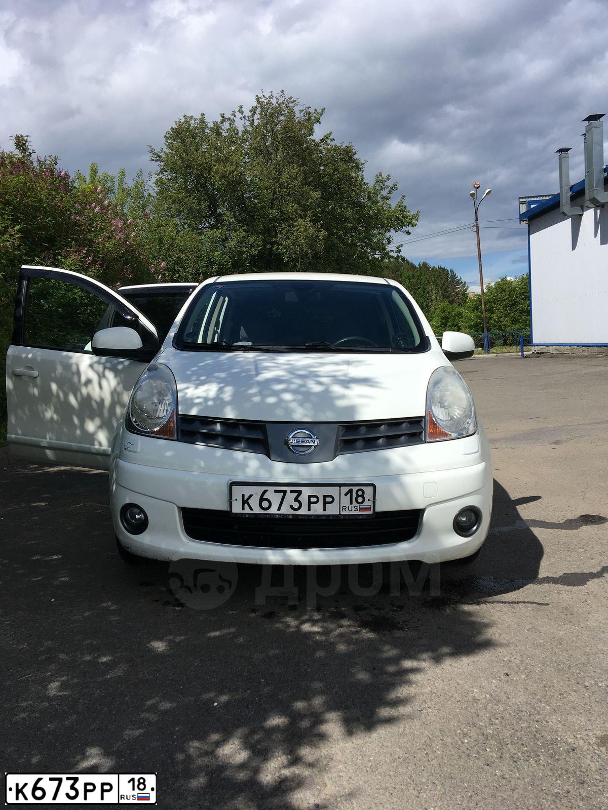 Фото автомобиля NISSAN NOTE, 2008 — госномер К673РР18. Цвет: Белый