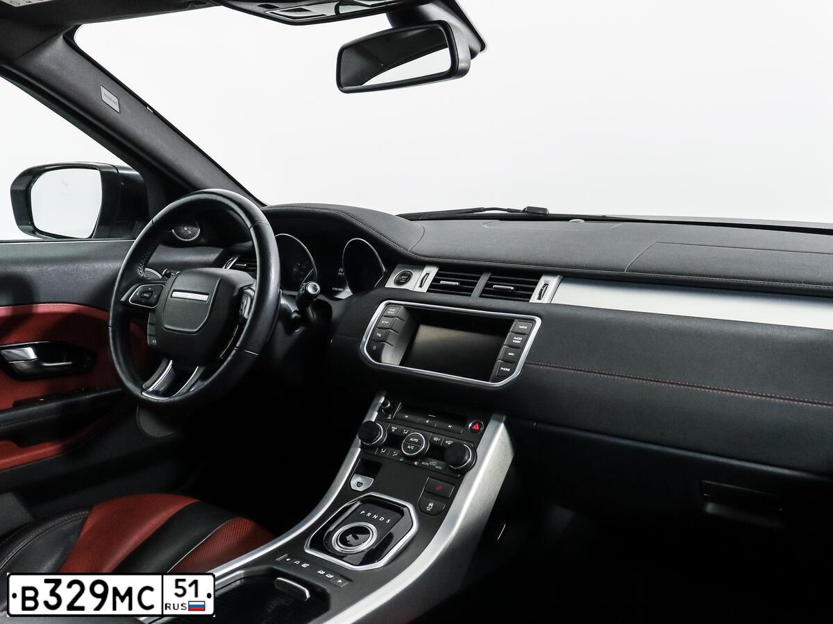 Фото автомобиля LANDROVER RANGE ROVER EVOQUE, 2013 — госномер У436СУ31. Цвет: ЯРКО-БЕЛЫЙ
