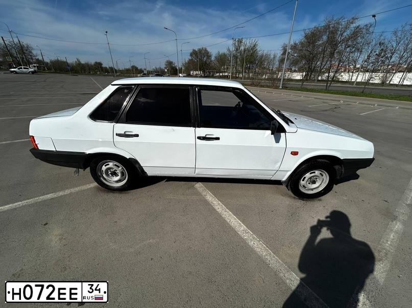 Фото автомобиля LADA 2109 SAMARA, 1998 — госномер Н072ЕЕ34. Цвет: БЕЛЫЙ