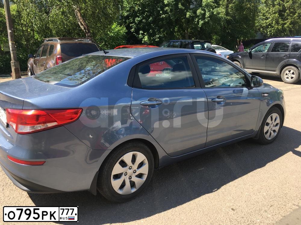 Фото автомобиля KIA RIO, 2016 — госномер Е408ТО21. Цвет: ГОЛУБОЙ