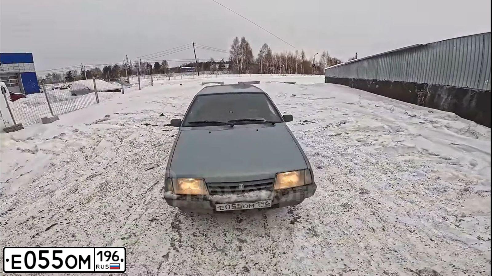 Фото автомобиля LADA 2109 SAMARA, 2002 — госномер Е055ОМ196. Цвет: СЕРО ГОЛУБОЙ