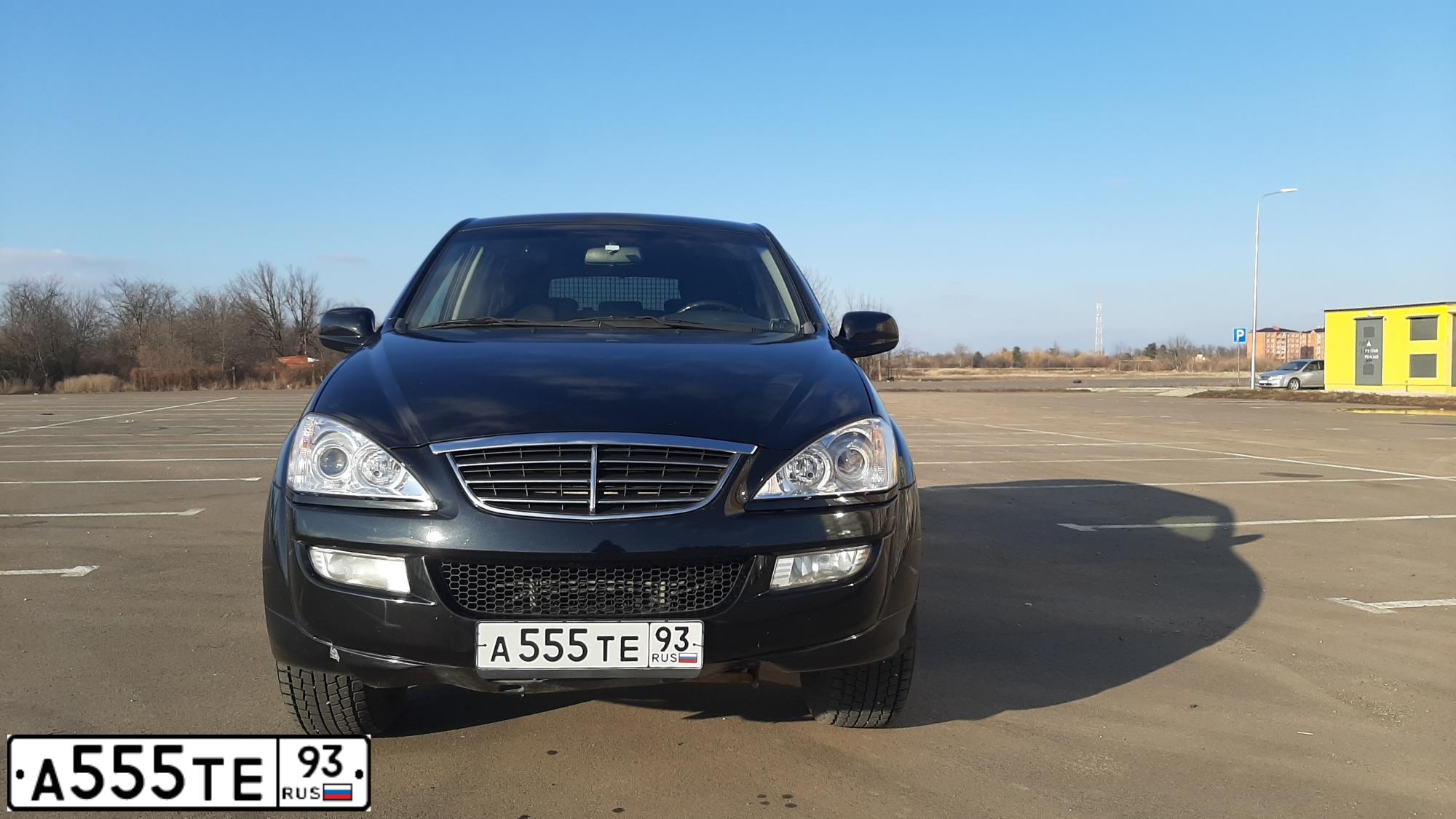 Фото автомобиля FORD FOCUS, 2004 — госномер Е104ЕК11. Цвет: СЕРЕБРИСТЫЙ