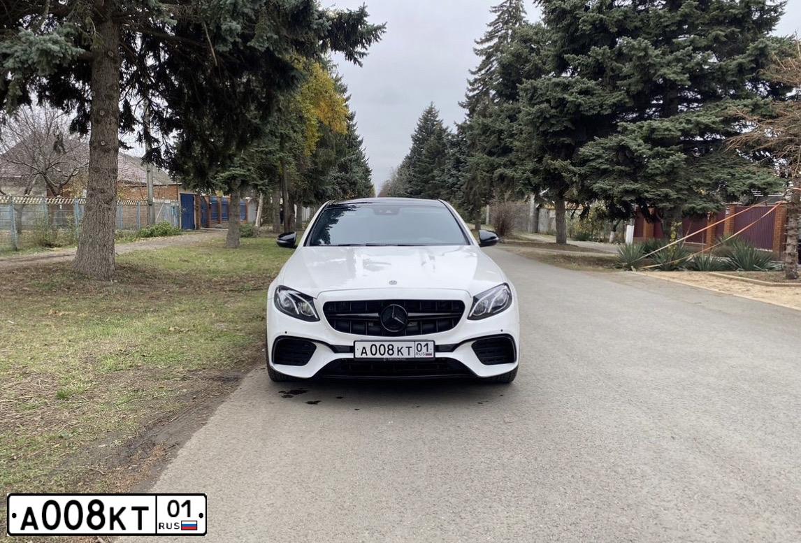 Фото автомобиля PORSCHE CAYENNE, 2008 — госномер Н777КН161. Цвет: ЧЕРНЫЙ