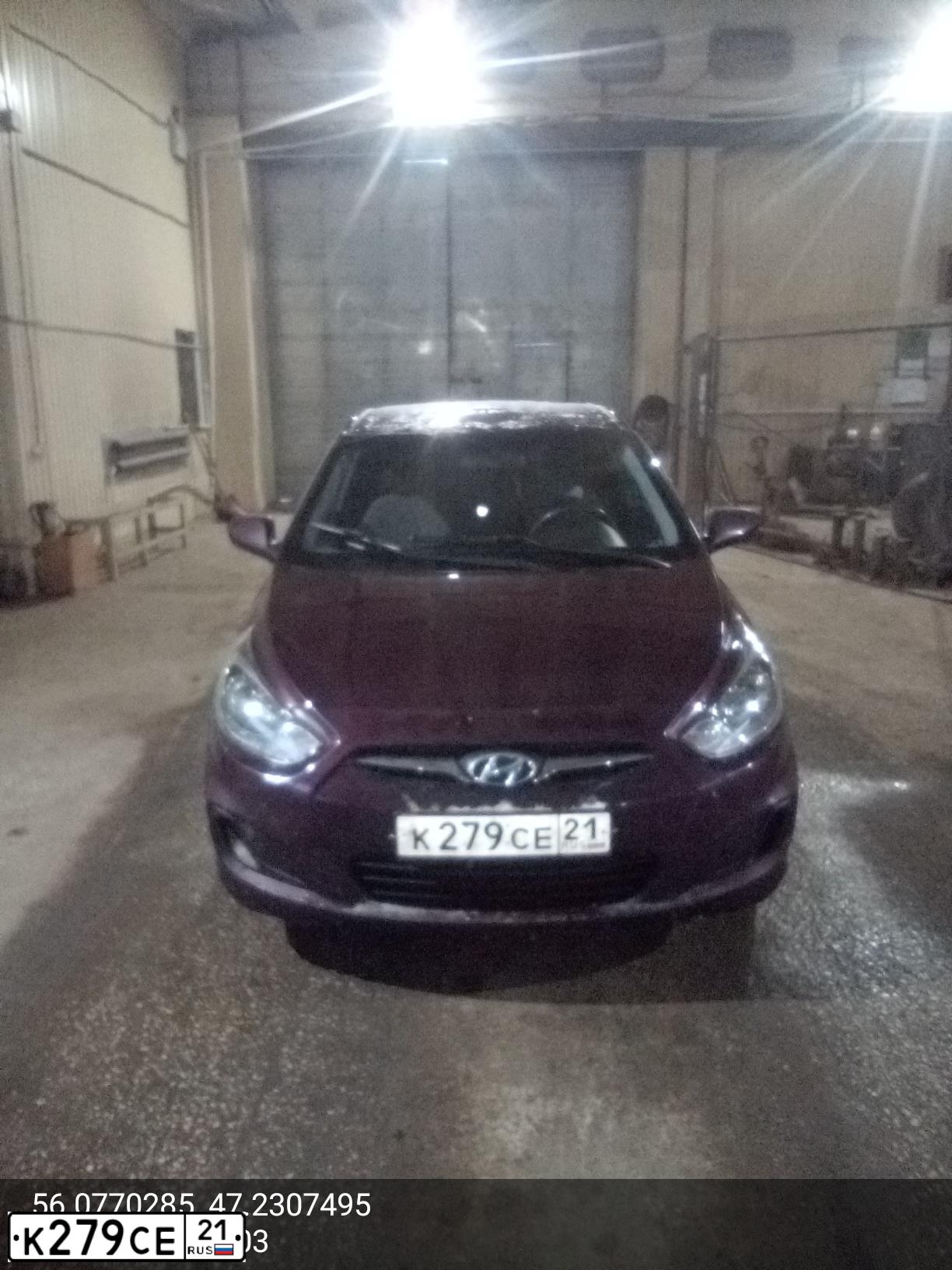 Фото автомобиля HYUNDAI SOLARIS, 2011 — госномер О289КТ116. Цвет: ФИОЛЕТОВЫЙ