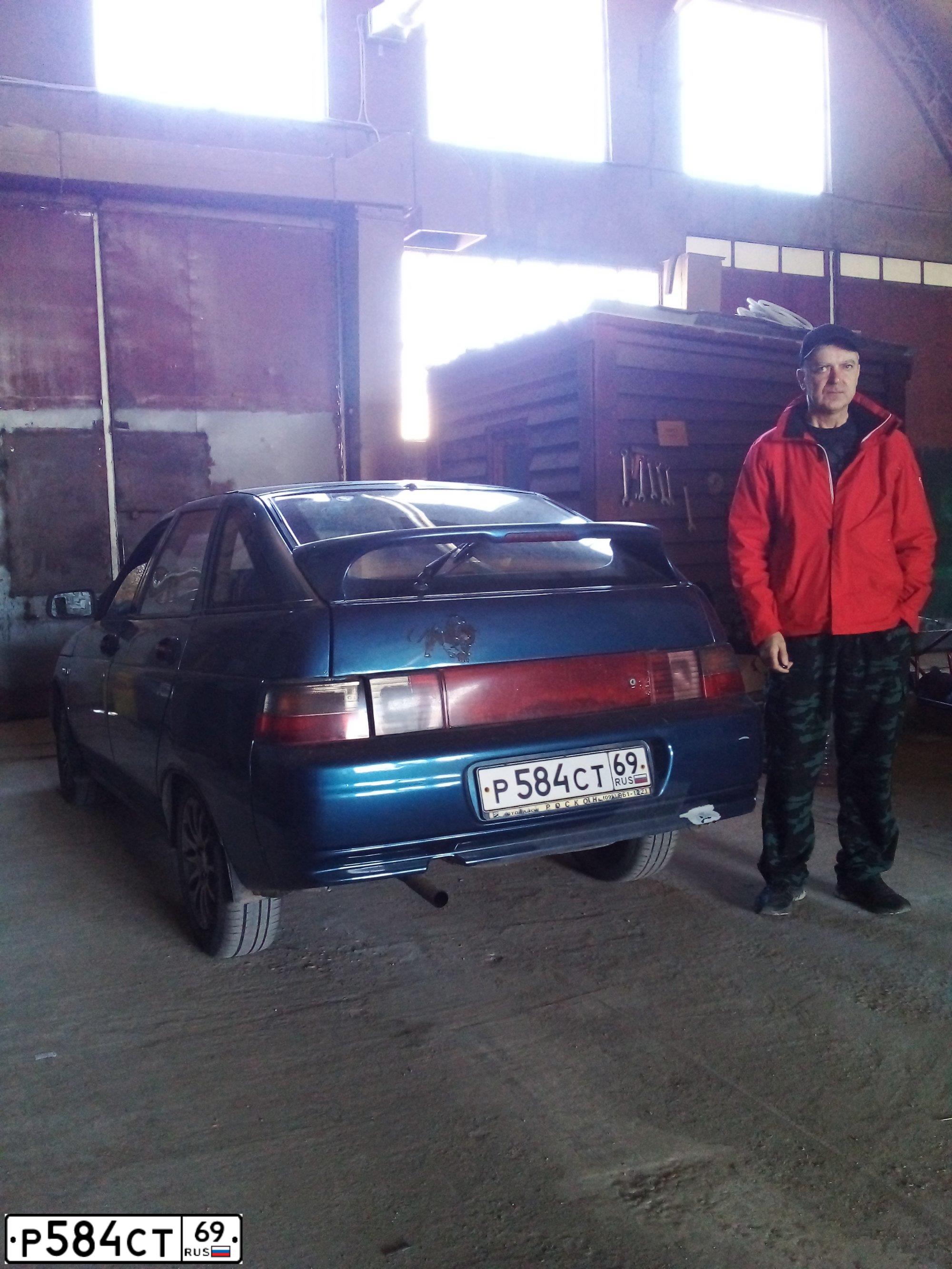 Фото автомобиля LADA 2112, 2004 — госномер О045ТР71. Цвет: сине-зеленый