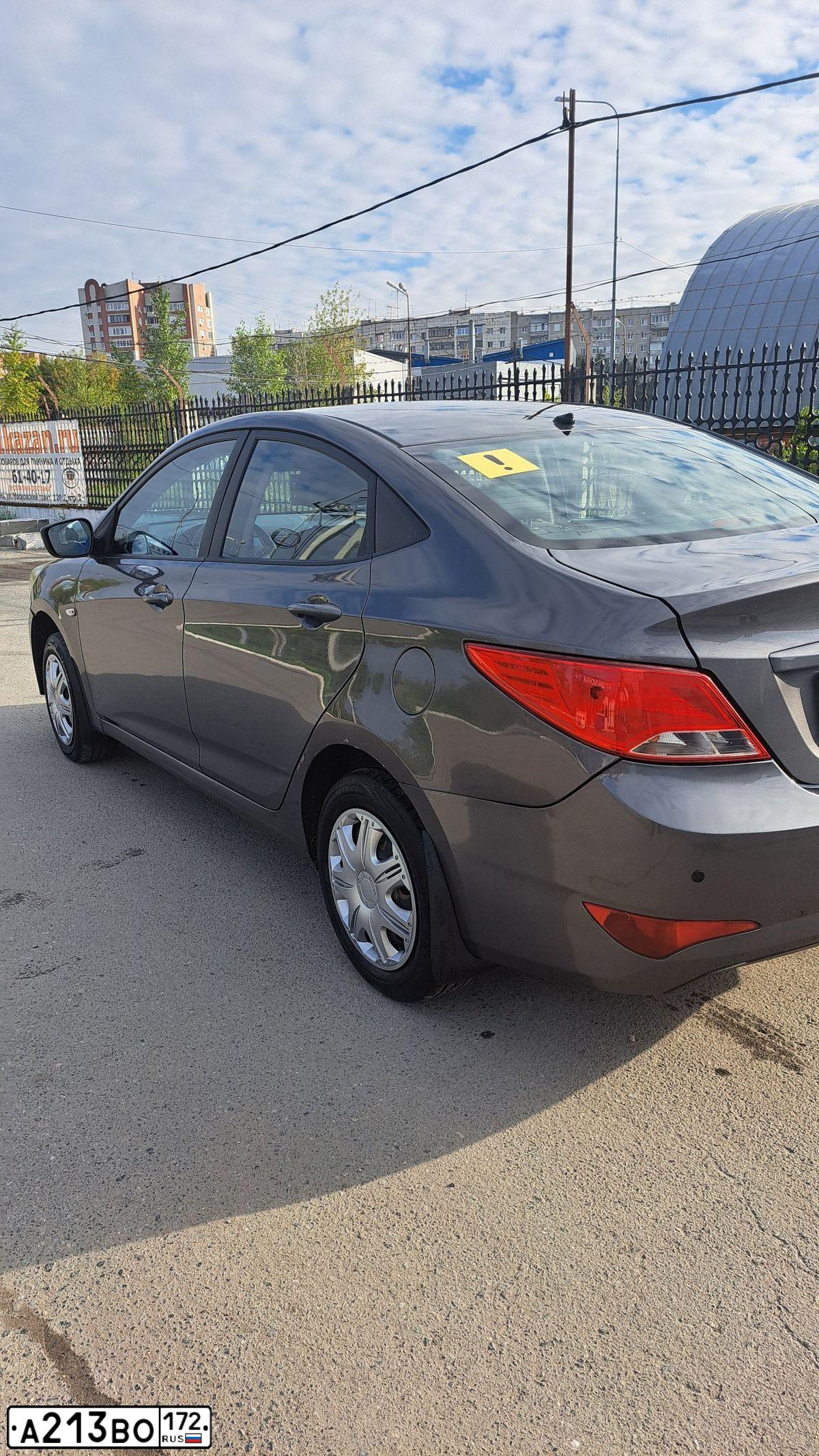 Фото автомобиля HYUNDAI SOLARIS, 2016 — госномер А213ВО172. Цвет: ТЕМНО-СЕРЫЙ