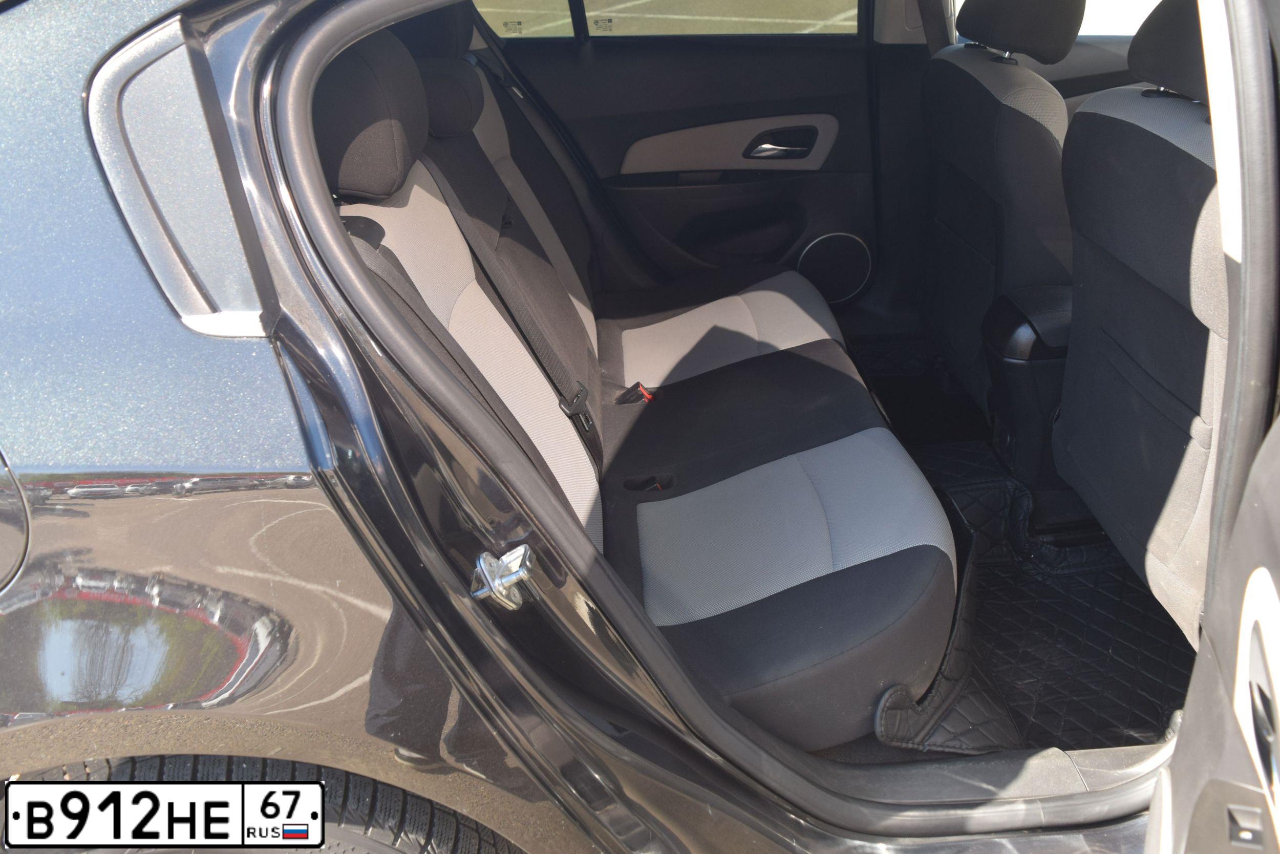 Фото автомобиля CHEVROLET CRUZE, 2012 — госномер Р099РВ126. Цвет: ЧЕРНЫЙ МЕТАЛЛИК